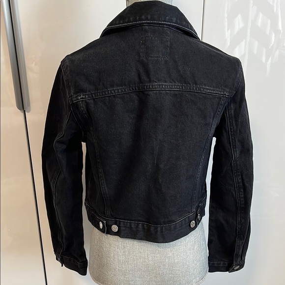 H&M Cropped Black Denim Jacket, Size XS - Picture 5 of 9